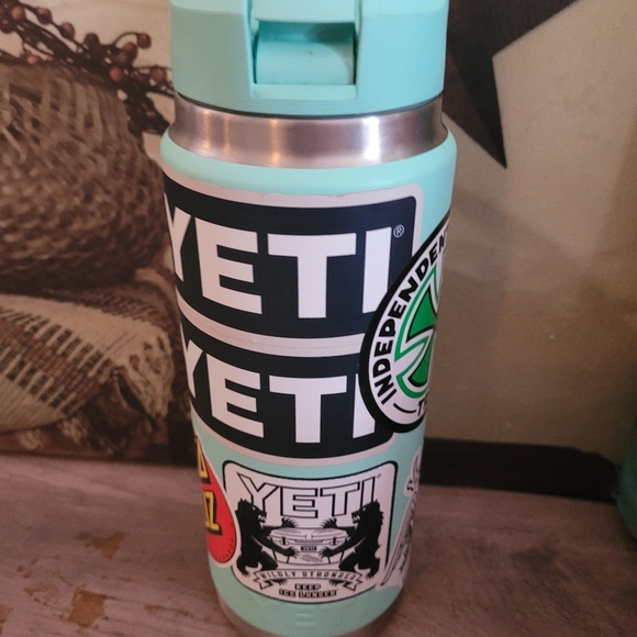 Yeti - Picture 1 of 5